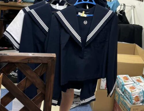 鬼塚中学校の制服をお繋ぎしました
