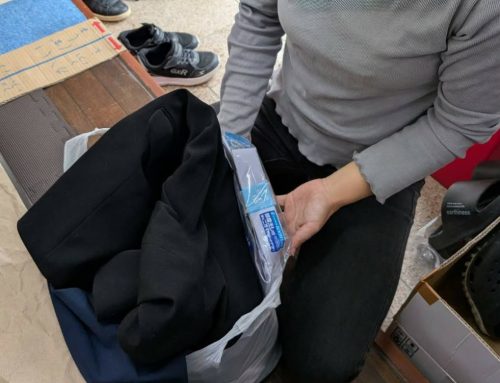 鬼塚中学校の制服等をおつなぎしました